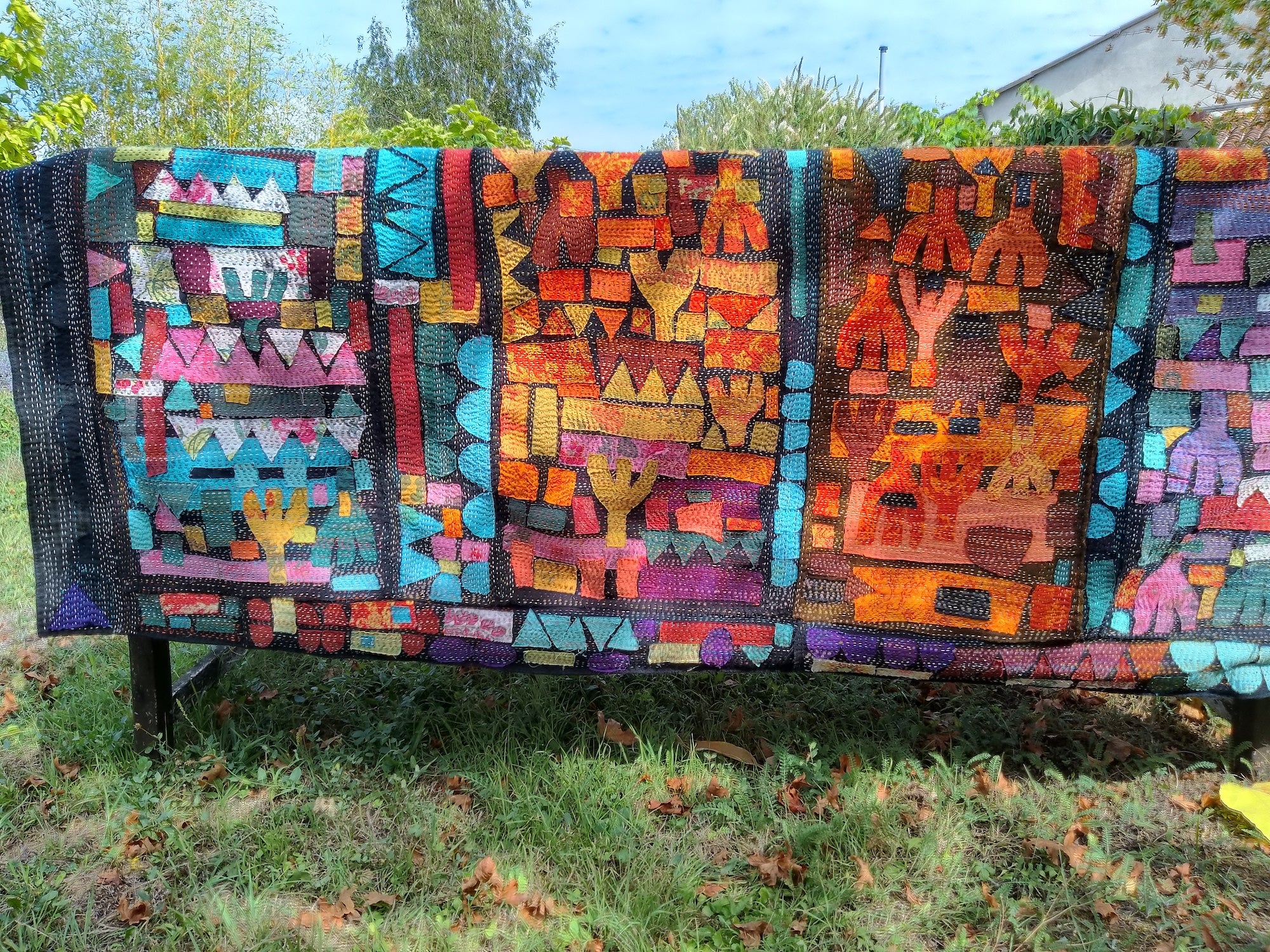 Multi-color dye cloth